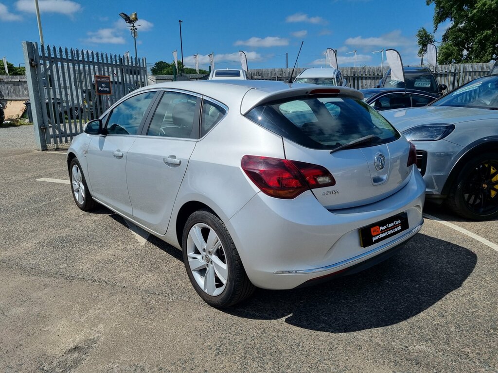 Vauxhall Astra 1.6I Sri Hatchback - Only 58000 Miles - Silver #2