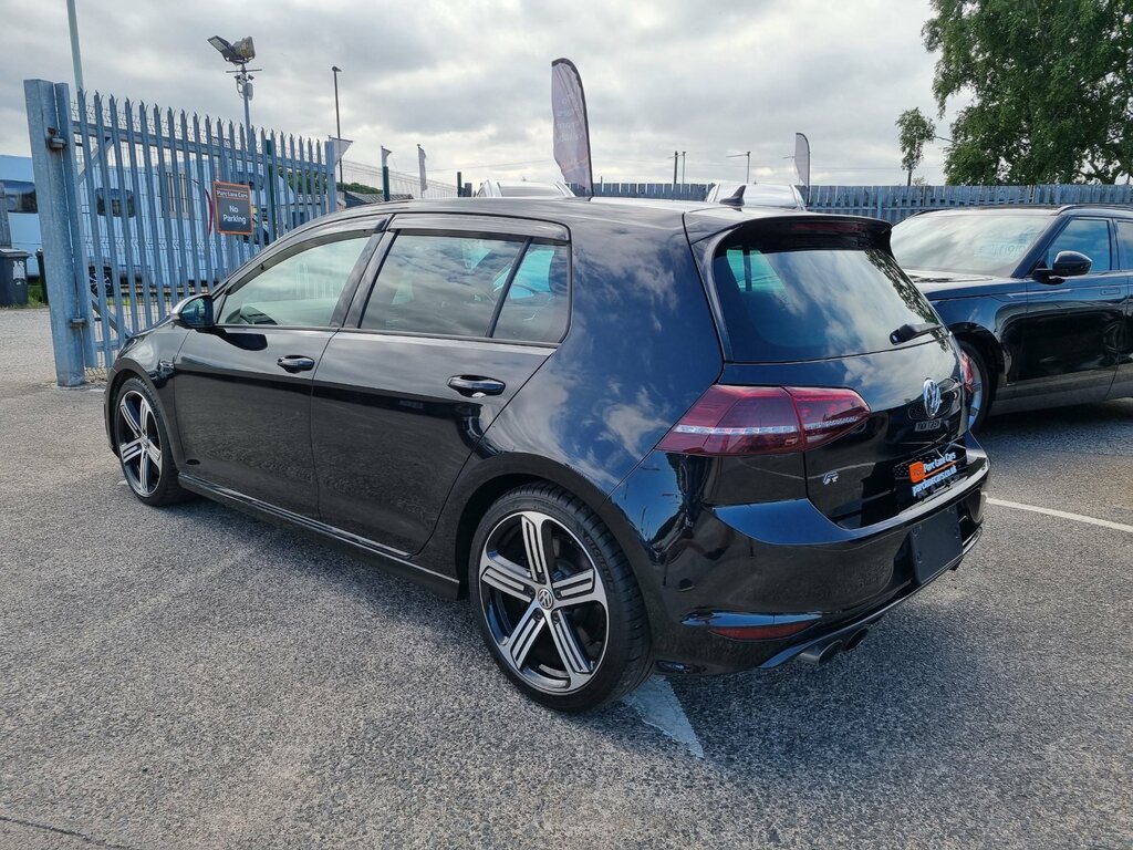 Volkswagen Golf 1.6 Se Tdi Bluemotion Technology 109 Bhp Blue #8