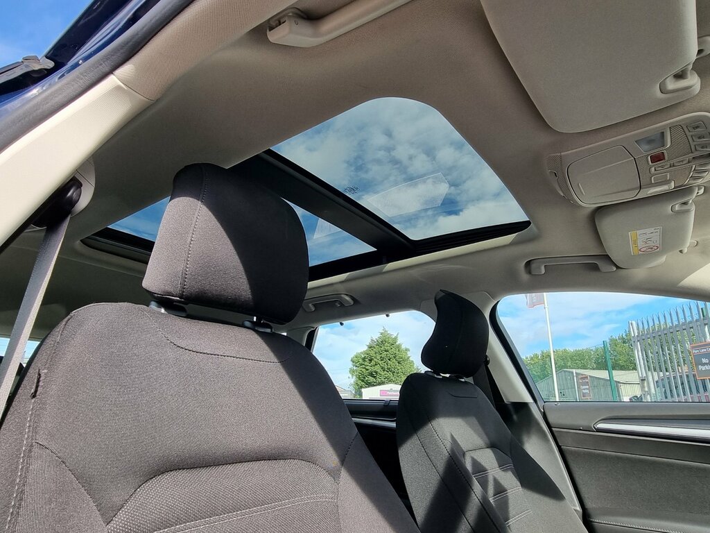 Ford Mondeo 2L St-line Edition Blue #23