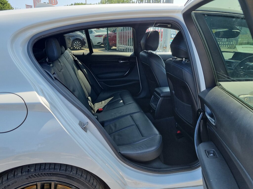 BMW 1 Series 118I M Sport Tech Pack Blue #22