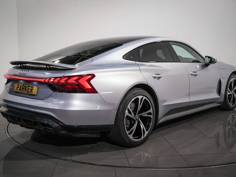 Audi E Tron GT 390Kw Quattro 93Kwh Silver #6
