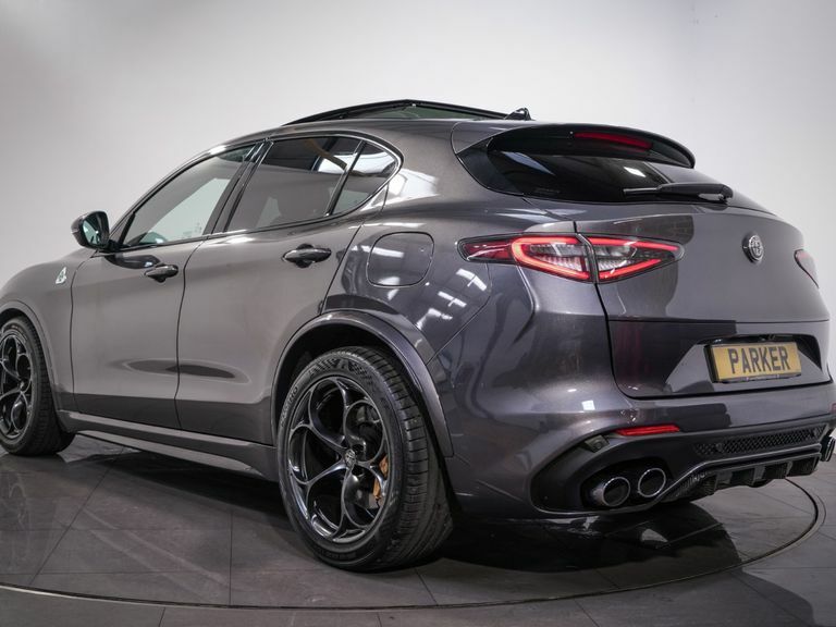 Alfa Romeo Stelvio Suv White #4