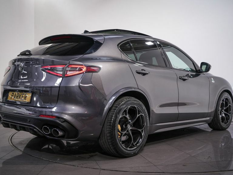 Alfa Romeo Stelvio Suv White #6
