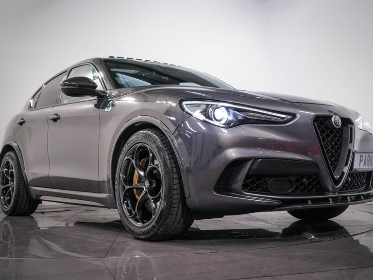 Alfa Romeo Stelvio Suv White #10