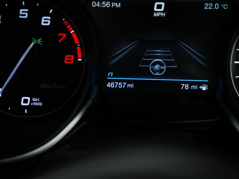 Alfa Romeo Stelvio Suv White #26