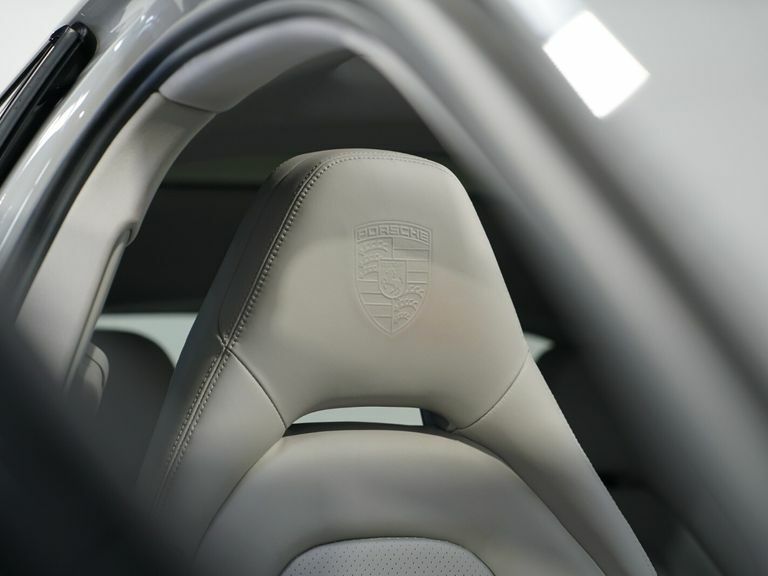 Porsche Panamera Hatchback White #19