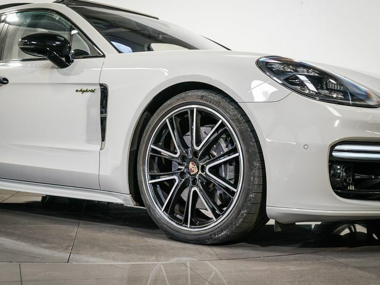 Porsche Panamera Hatchback White #8