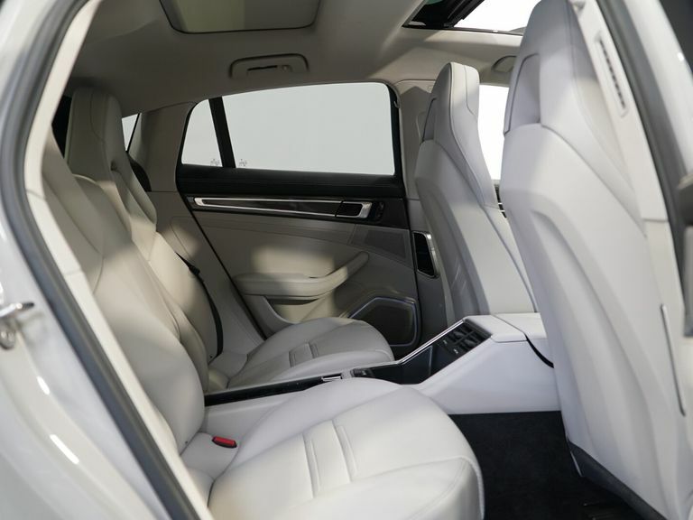 Porsche Panamera Hatchback White #25