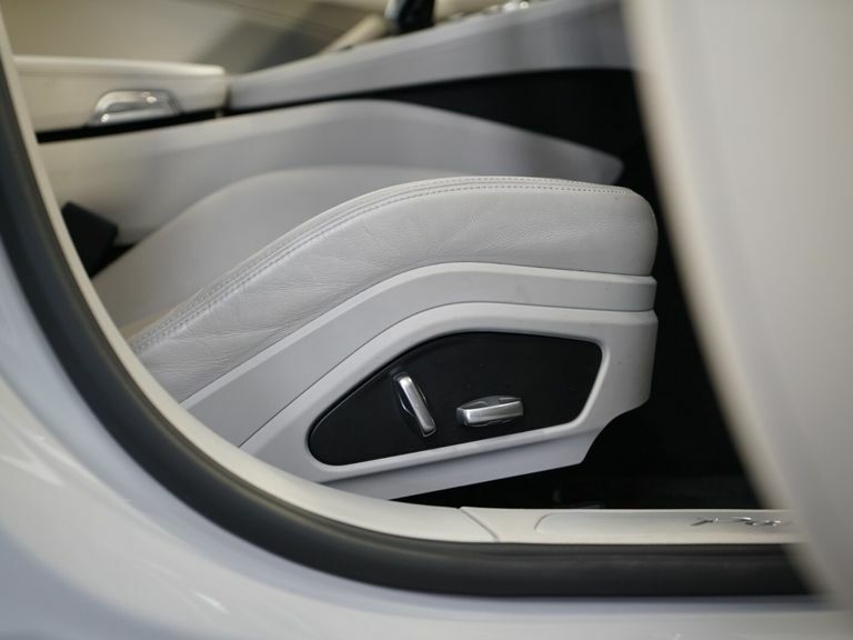 Porsche Panamera Hatchback White #23