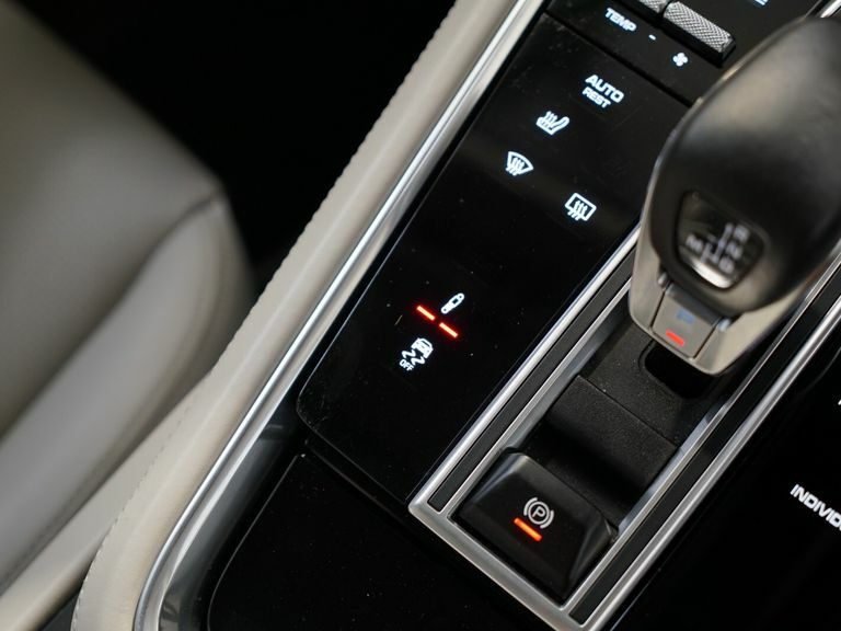 Porsche Panamera Hatchback White #59