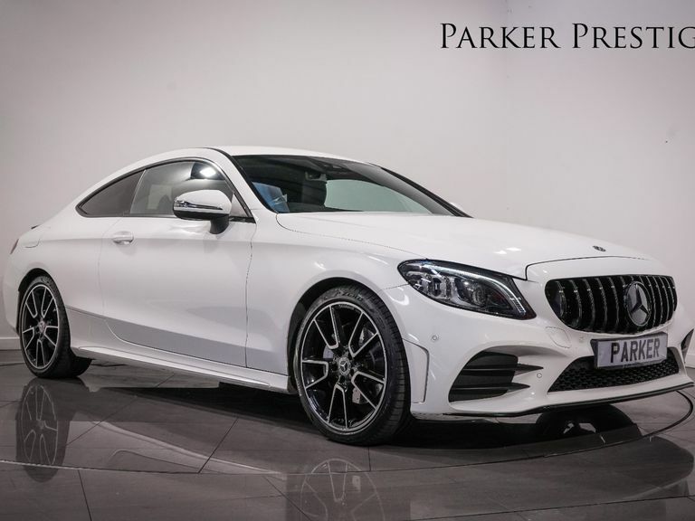 Mercedes-Benz C Class C200 Amg Line Premium 9G-tronic White