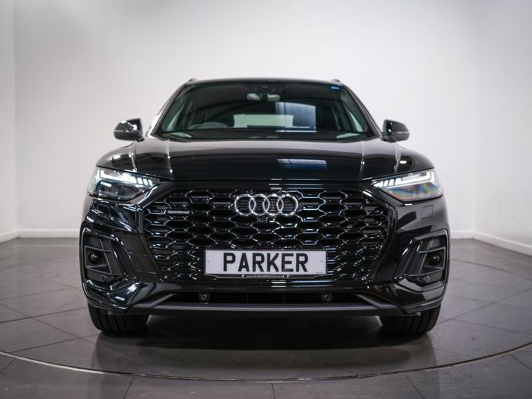 Audi Q5 40 Tdi Quattro Edition 1 S Tronic Black #2