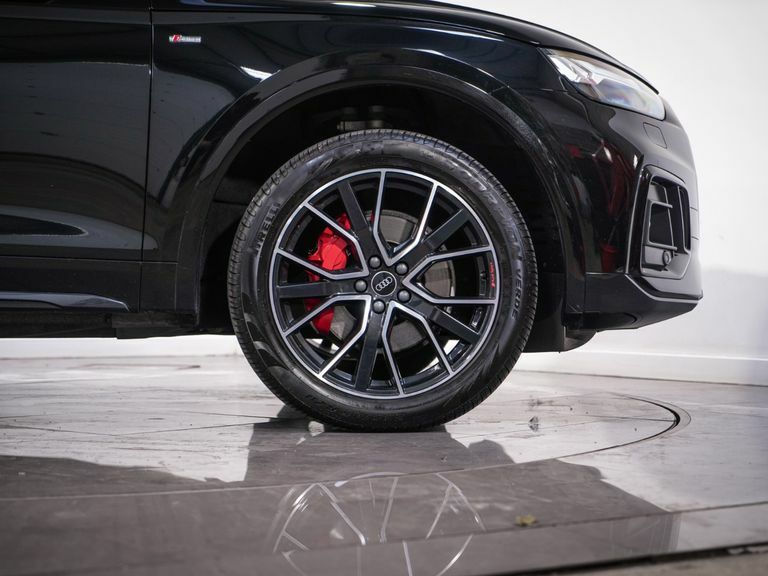 Audi Q5 2L S Line Black #7