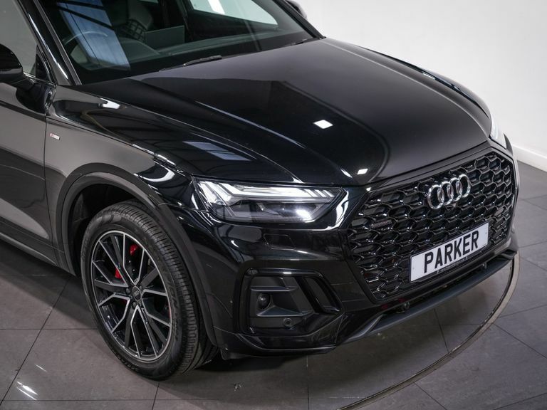 Audi Q5 2L S Line Black #9