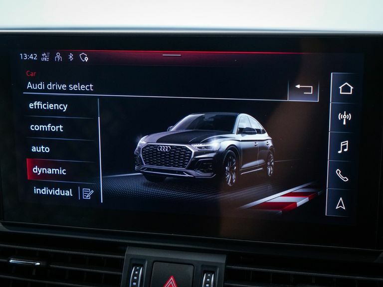 Audi Q5 2L S Line Black #31
