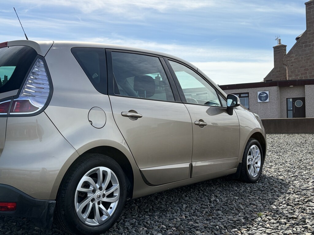 Renault Scenic 1.5 Dynamique Tomtom Dci 110 Stop Start Beige #5