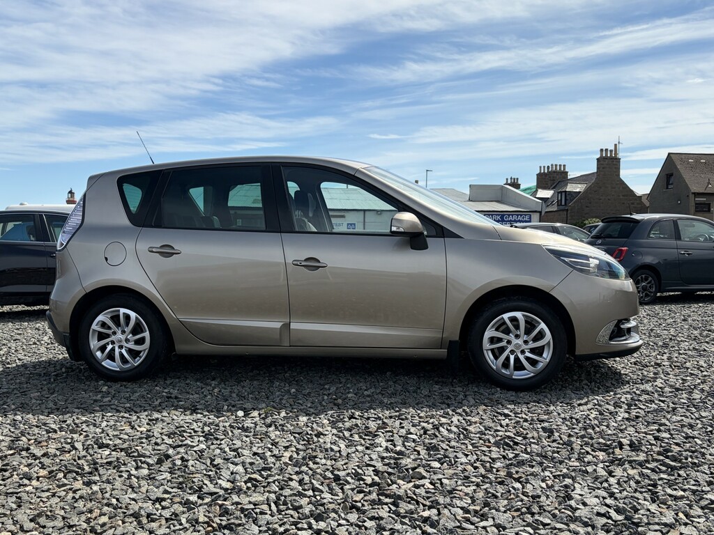 Renault Scenic 1.5 Dynamique Tomtom Dci 110 Stop Start Beige #4