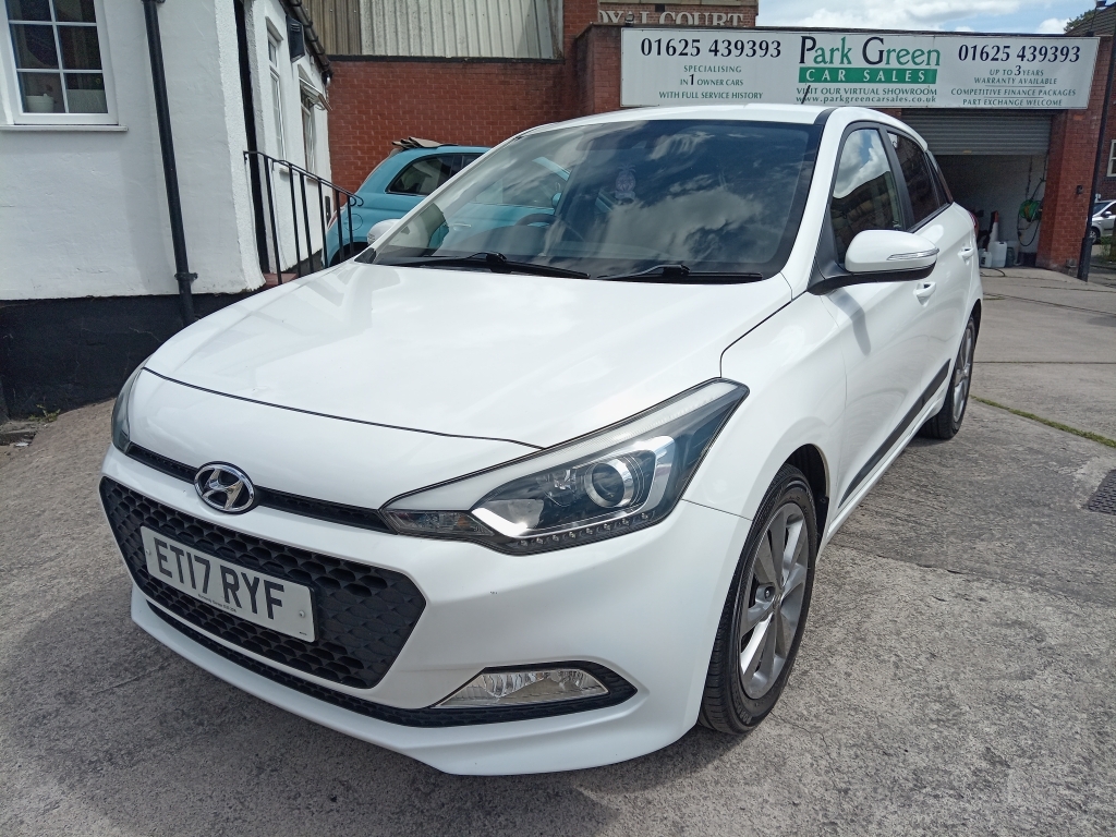Hyundai I20 1.2 Mpi Premium White #4