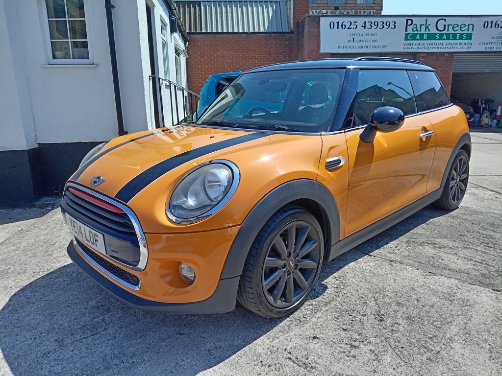 Mini Hatch 1.5 Cooper D Orange