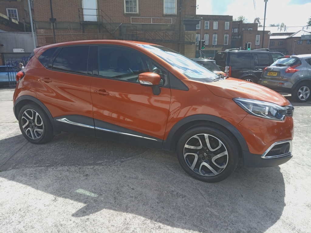 Renault Captur 1.5 Dynamique S Orange #6