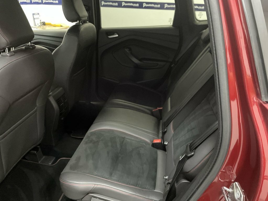 Ford Kuga 2L St-line PY68DVP Red #5