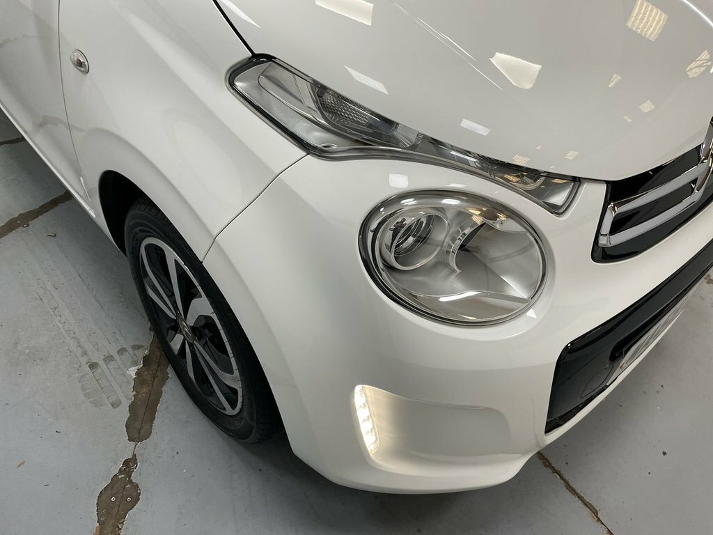 Citroen C1 1L Flair White #3