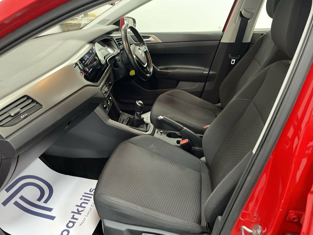 Volkswagen Polo 1L Se DF18TZS Red #4