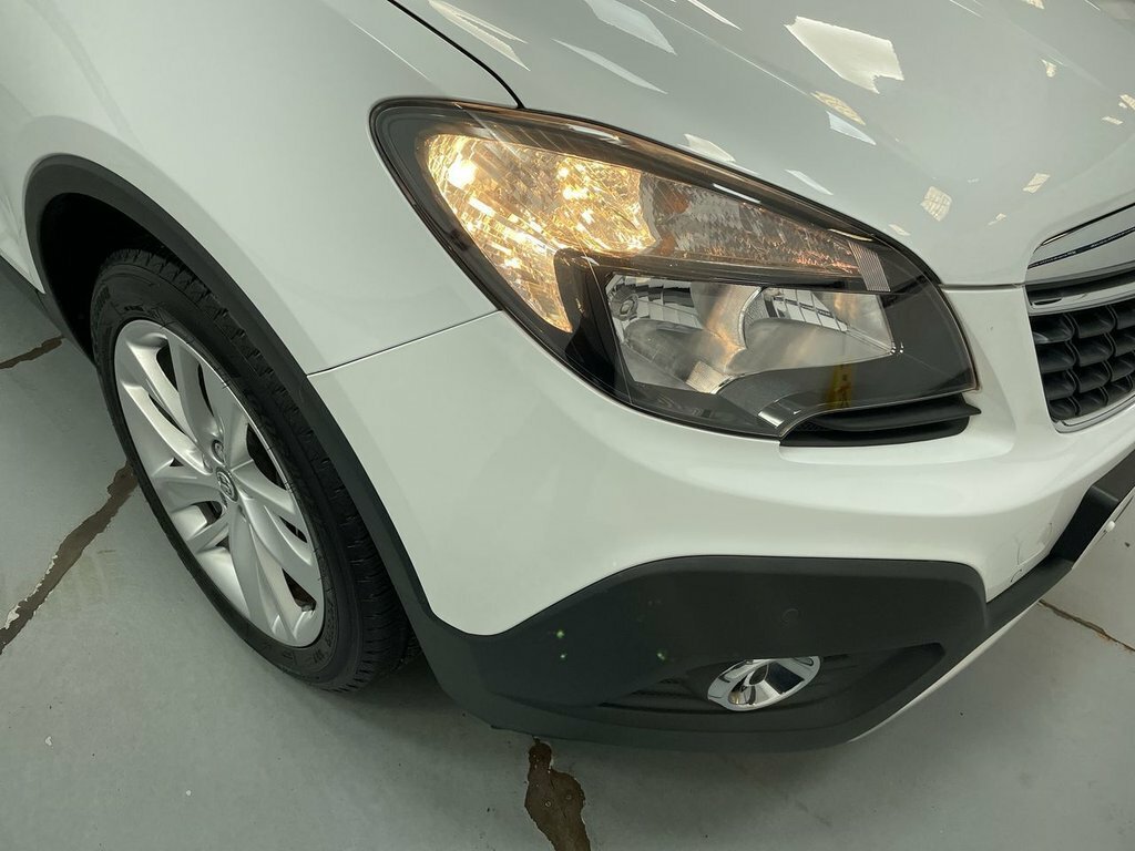 Vauxhall Mokka 1.4L Exclusiv LS16ZWU White #3