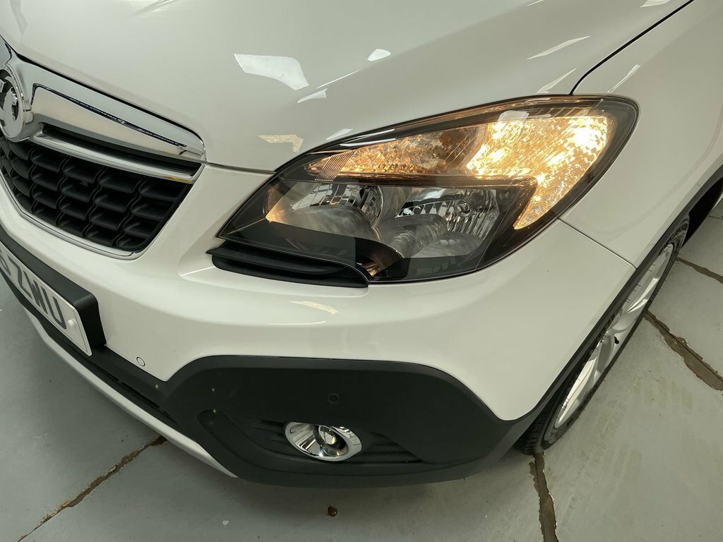 Vauxhall Mokka 1.4L Exclusiv LS16ZWU White #4