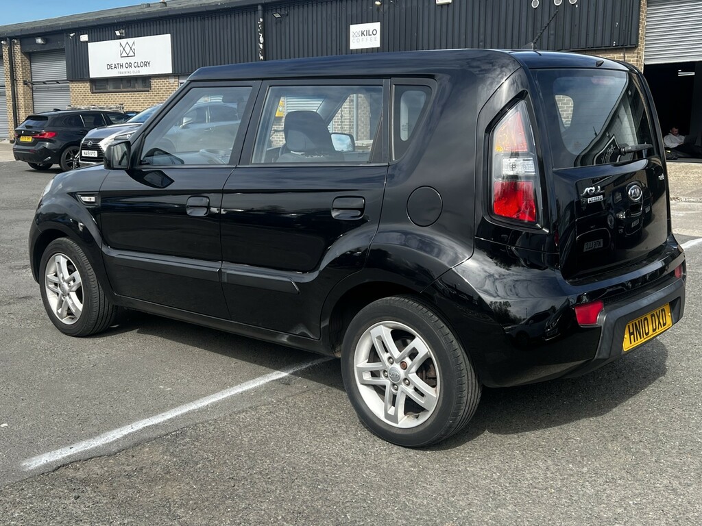 Kia Soul Suv 1.6 Crdi 2 2010 Black #4