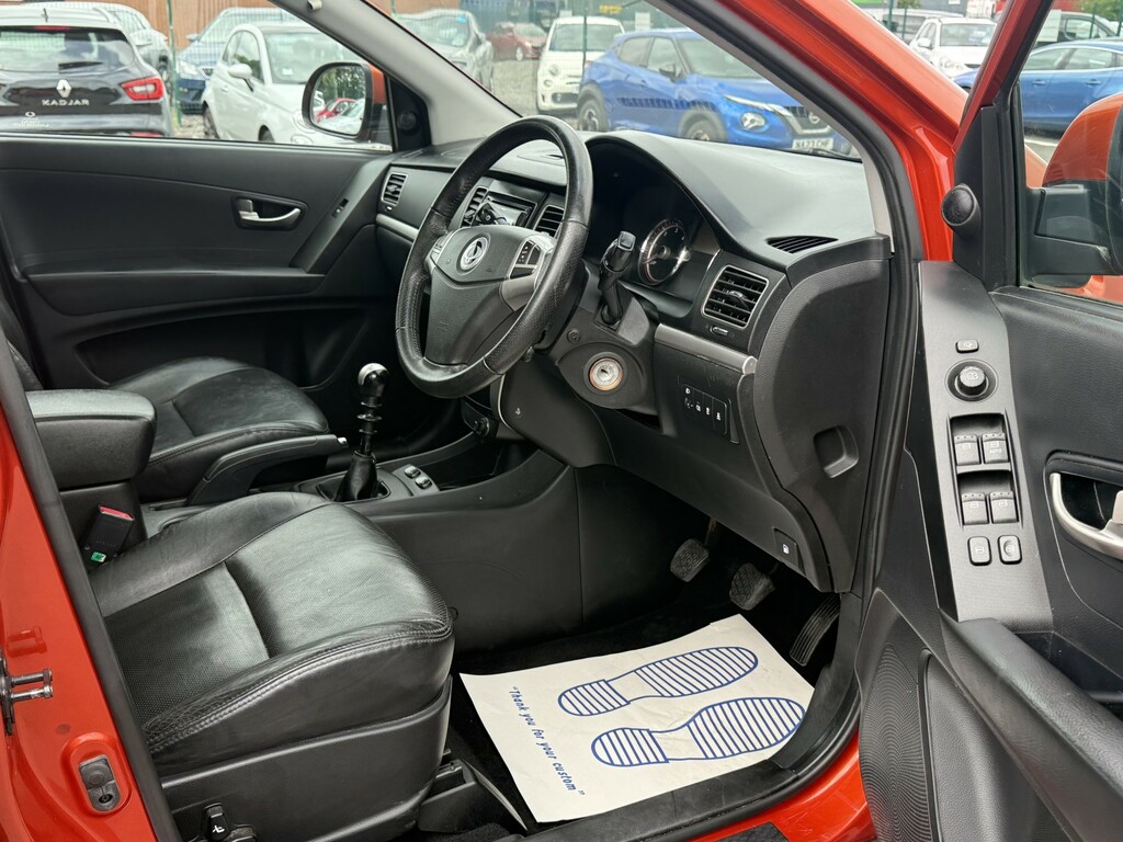SsangYong Korando Ex Black #9