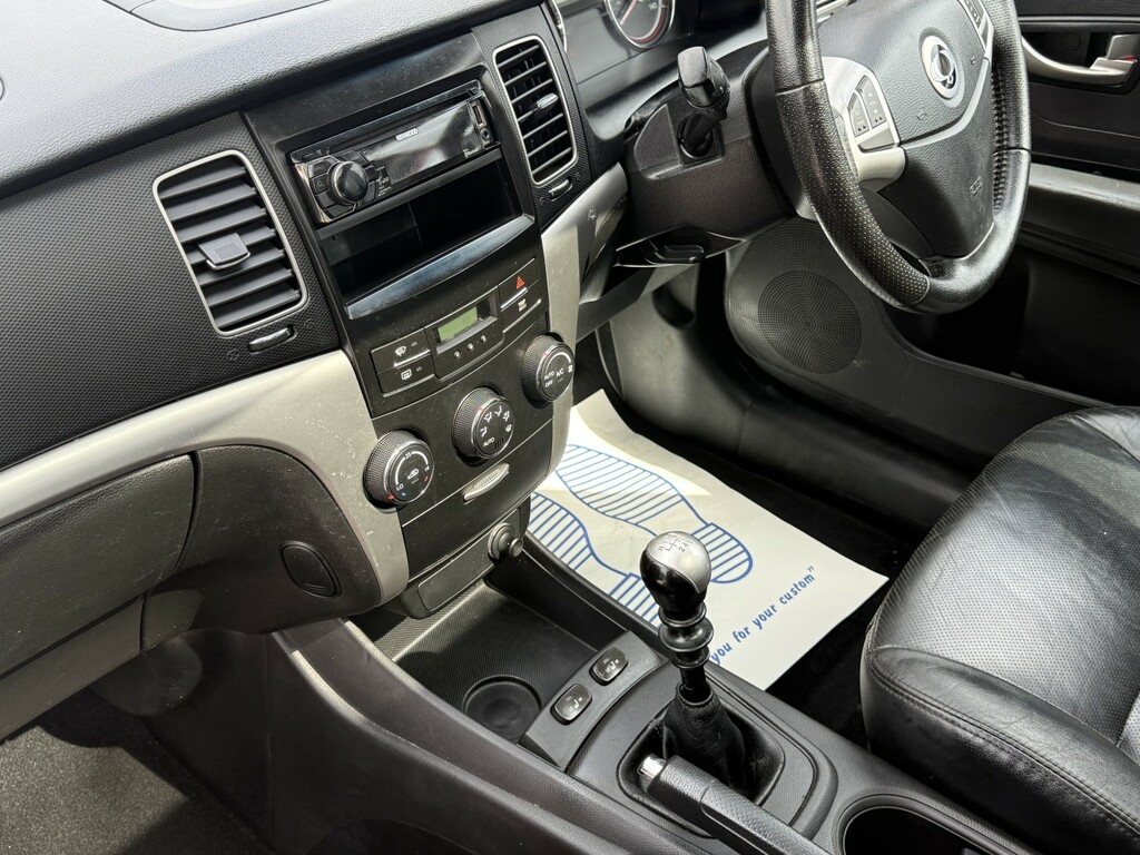 SsangYong Korando Ex Black #17