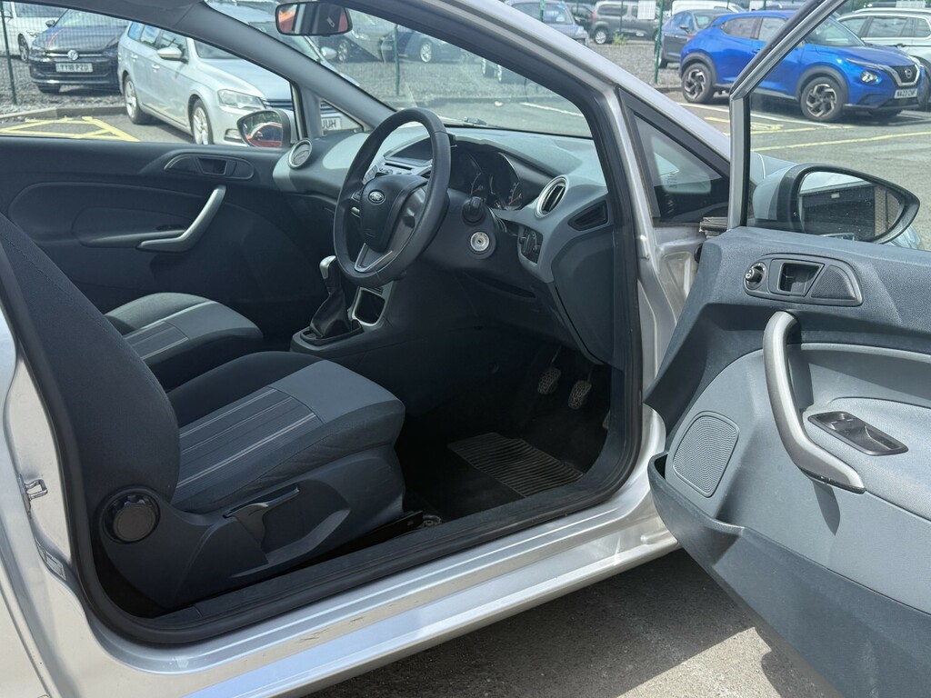 Ford Fiesta Hatchback 1.3 Style 2009 SD59ELU Silver #5