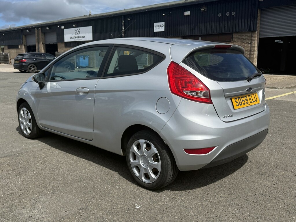 Ford Fiesta Hatchback 1.3 Style 2009 SD59ELU Silver #4