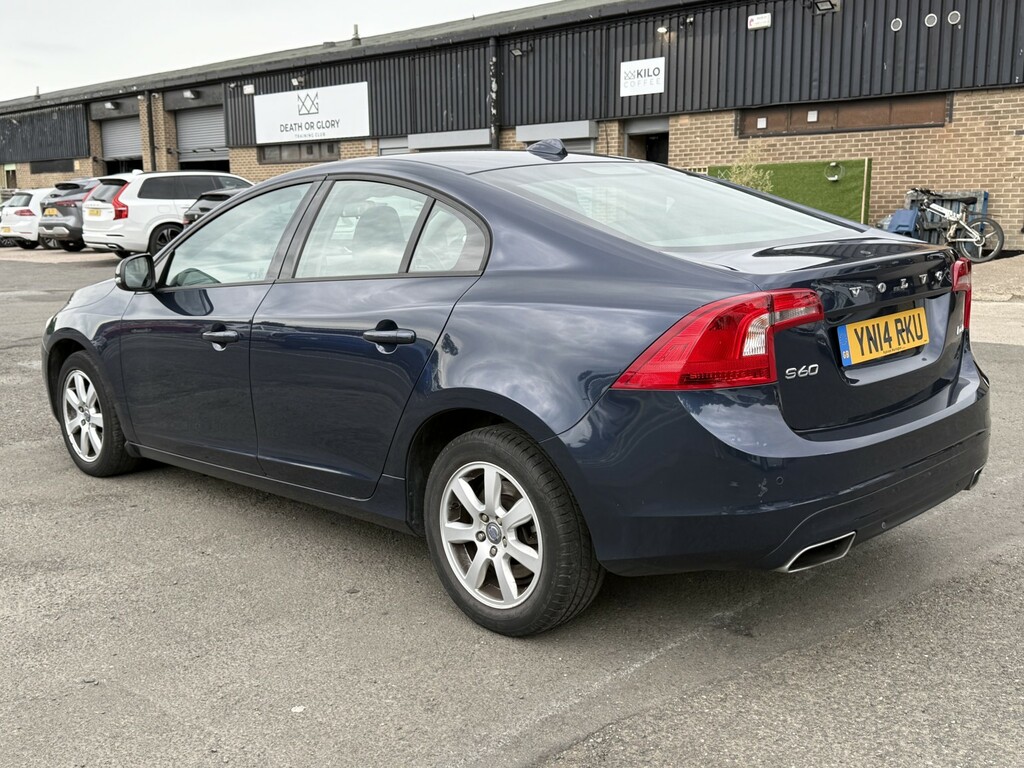 Volvo S60 Saloon 2.0 D4 Business Edition 2014 Blue #4
