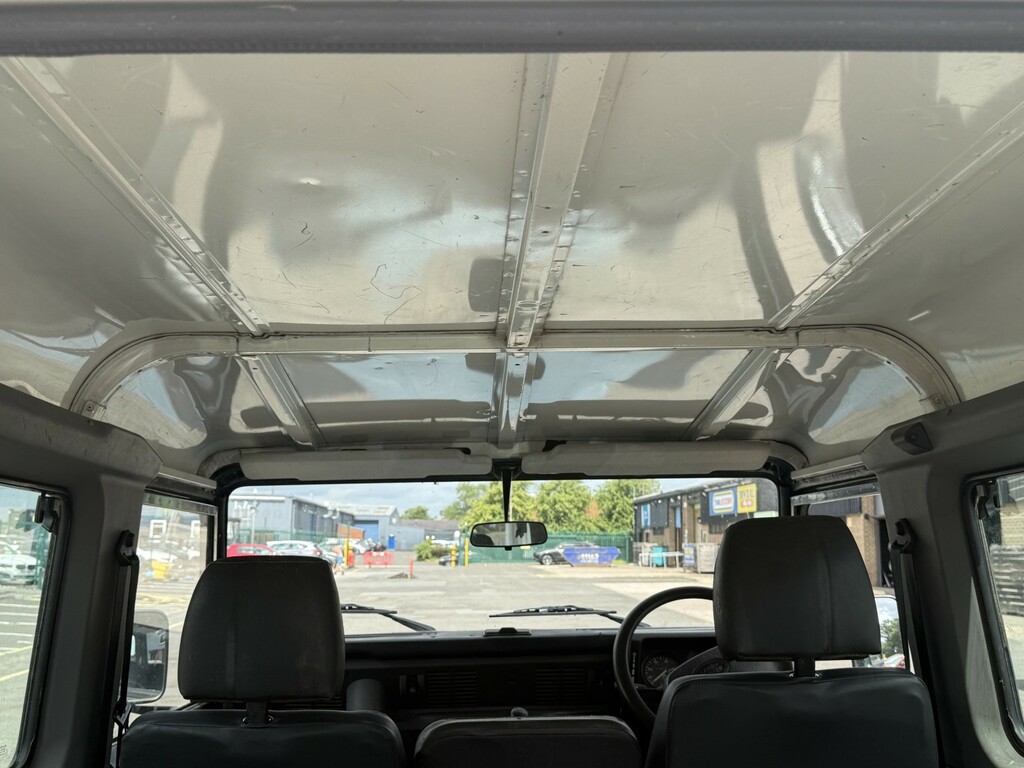 Land Rover 90  White #29