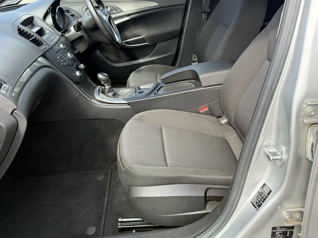Vauxhall Insignia 2.0T Sri Nav Sports Silver #14