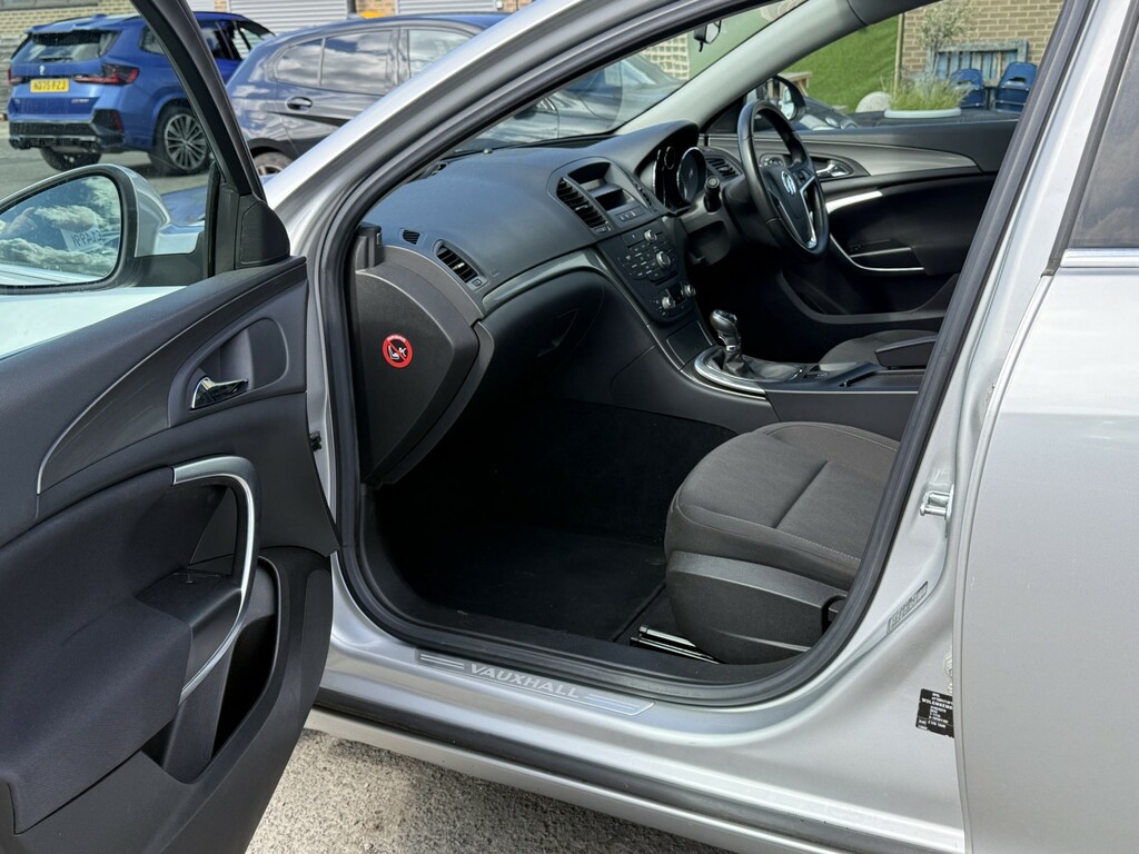 Vauxhall Insignia 2.0T Sri Nav Sports Silver #12