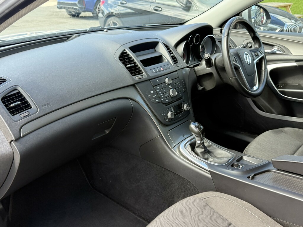 Vauxhall Insignia 2.0T Sri Nav Sports Silver #13