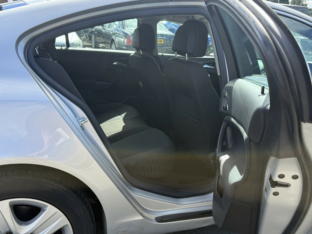 Vauxhall Insignia 2.0T Sri Nav Sports Silver #17