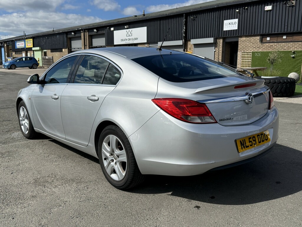 Vauxhall Insignia Hatchback 2.0 Cdti Exclusiv 2009 Silver #4