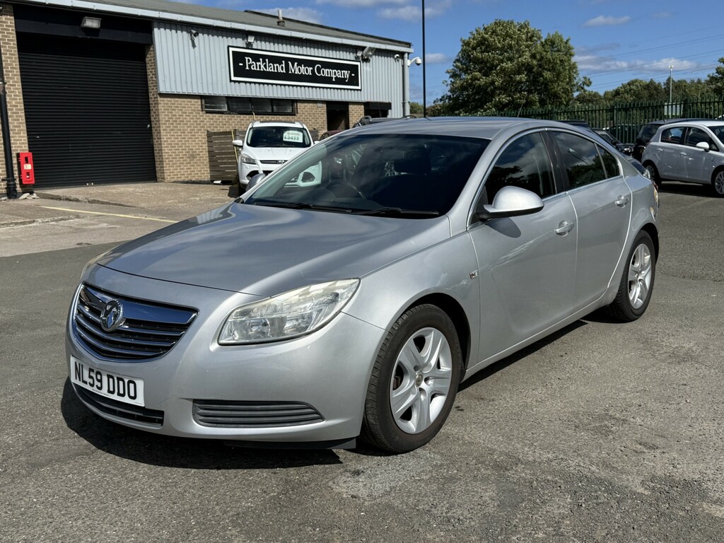 Vauxhall Insignia Hatchback 2.0 Cdti Exclusiv 2009 Silver