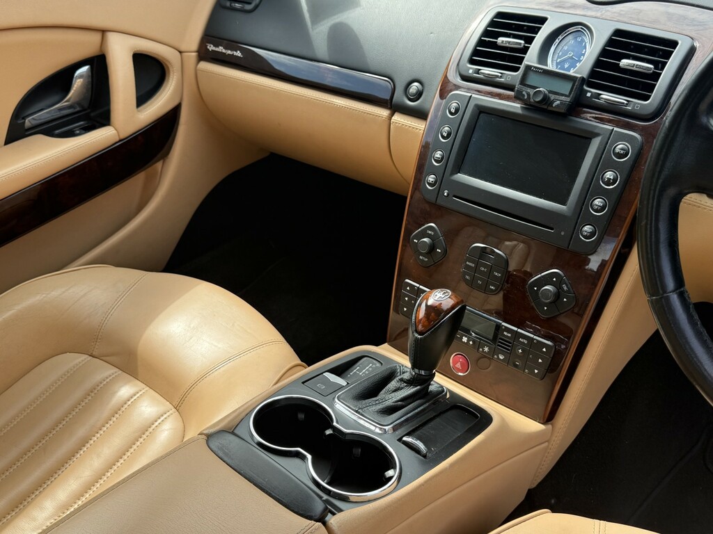 Maserati Quattroporte Sport Gt Black #24