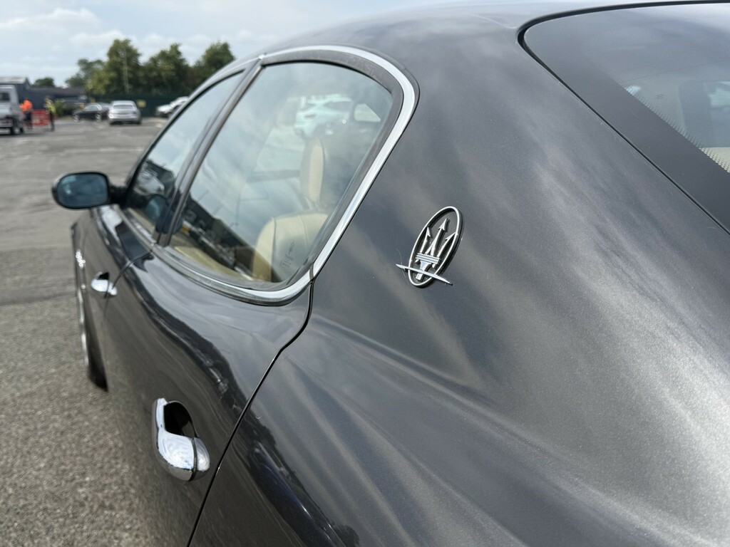 Maserati Quattroporte Sport Gt Black #14