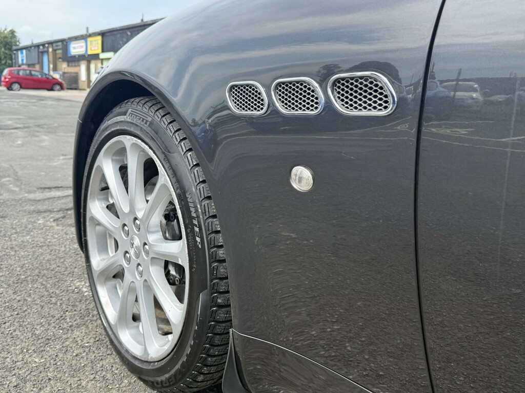 Maserati Quattroporte Sport Gt Black #15