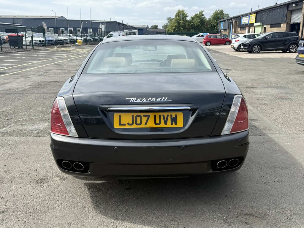 Maserati Quattroporte Sport Gt Black #8