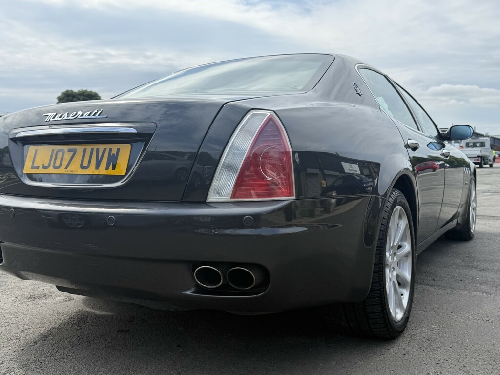 Maserati Quattroporte Sport Gt Black #18
