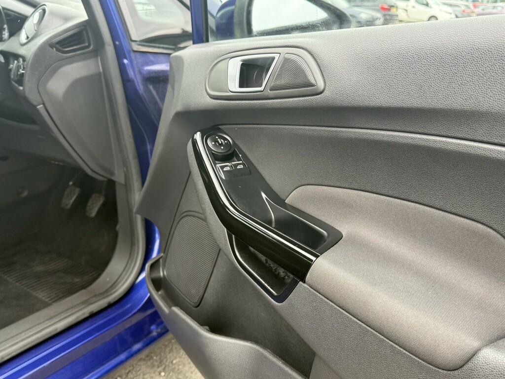 Ford Fiesta Hatchback 1.3 Zetec 2016 Blue #6