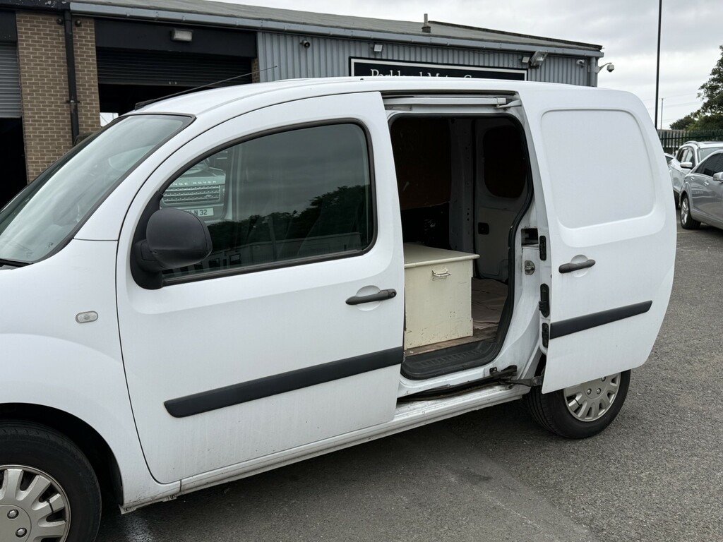 Renault Kangoo E Z.e. Phase 2 Panel Van Fwd L2 White #12