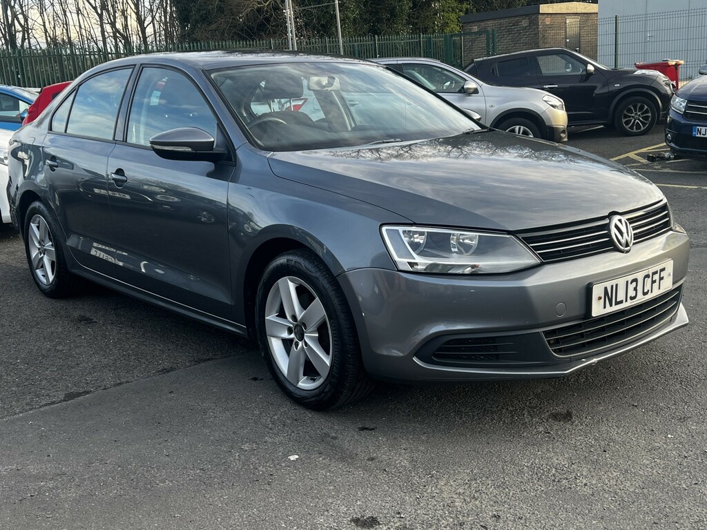 Volkswagen Jetta Saloon 1.6 Tdi Bluemotion Tech Se 201313 Grey #2